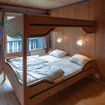 Bakkebyvegen 13b Apartment